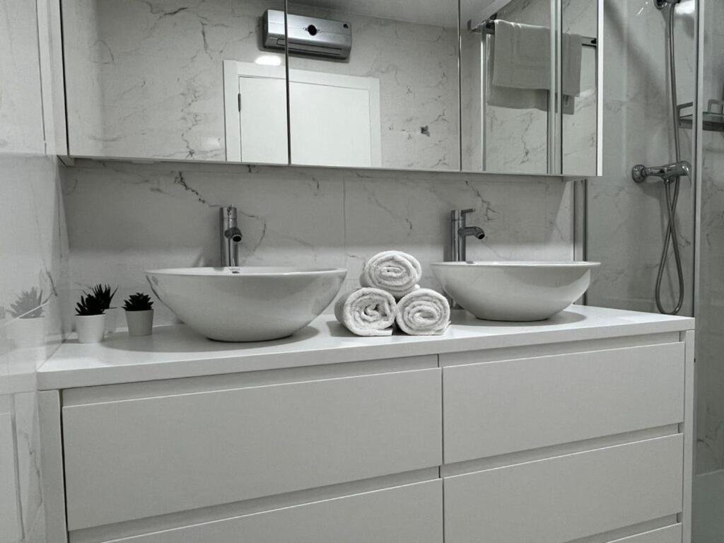 נויה Apartamento Confot / Sbhome מראה חיצוני תמונה